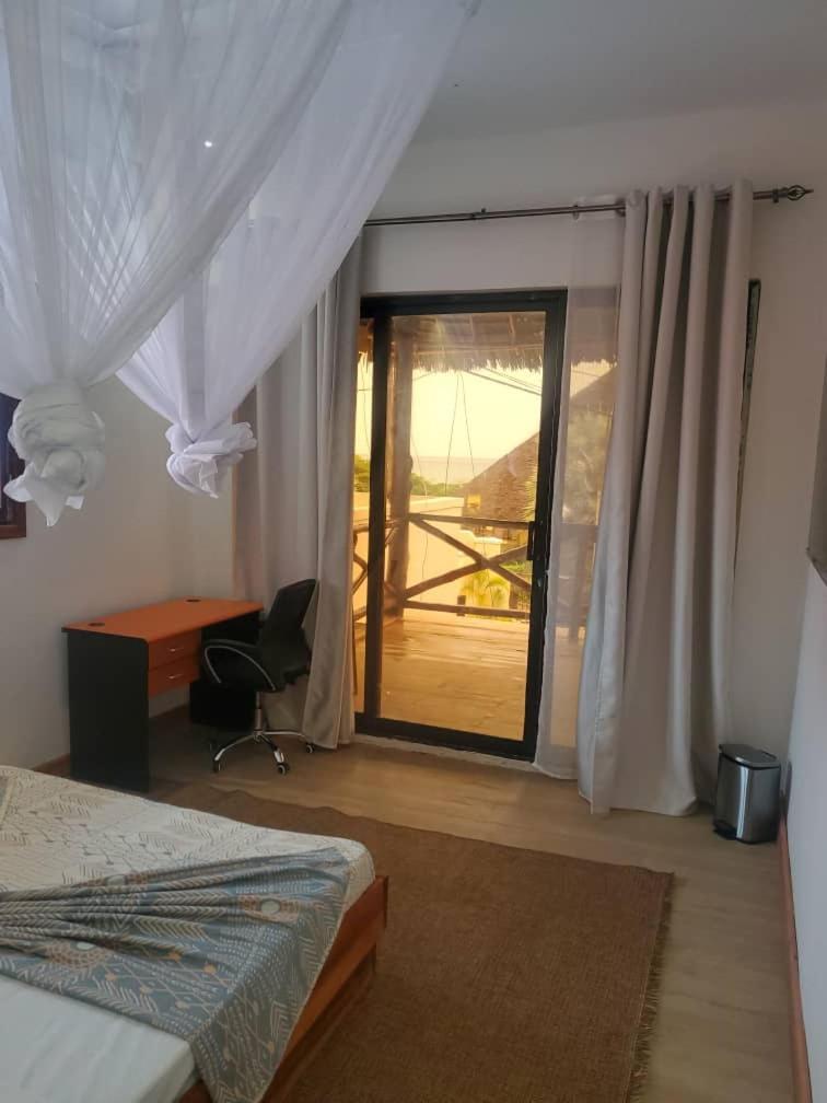 And Sunset Hotel 3*